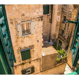 https://guesthouse-imperator.splithotels.org