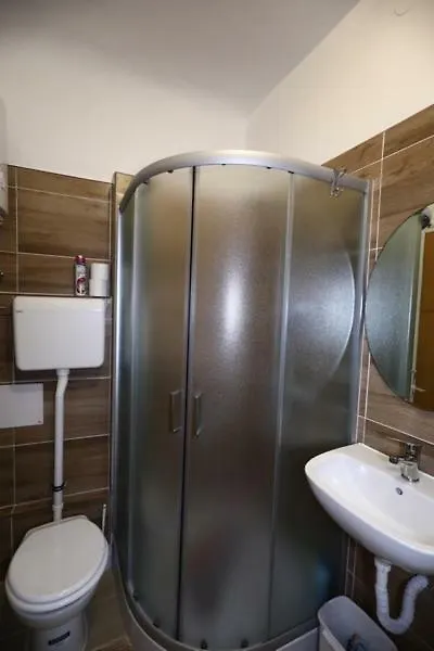 Odeon Apartment And Rooms 리예카 0*,  크로아티아