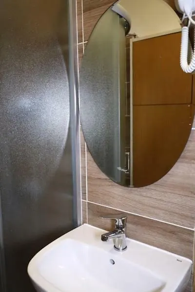Odeon Apartment And Rooms Rijeka Gasthof